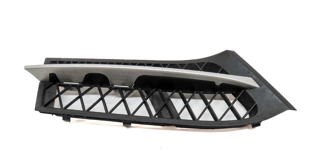 Thumbnail 10: 2010-2013 BMW 535iGT 550iGT (F07) FRONT LEFT & RIGHT BUMPER GRILLE TRIM SET-2