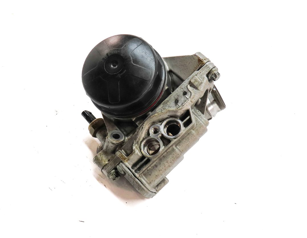 Thumbnail 3: 2011 BMW 535XIGT (F07) 3.0L (N55) ENGINE MOTOR OIL FLUID FILTER HOUSING w/ CAP