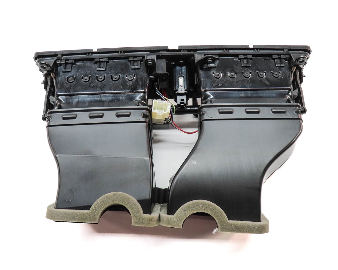 Thumbnail 5: 2011 BMW 535XIGT (F07) FRONT CENTER DASH HEAT AIR AC DUAL VENT (Black)