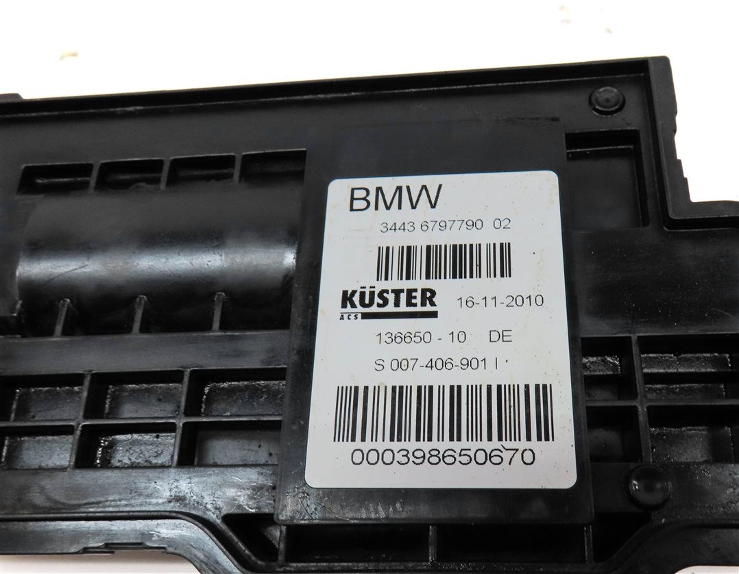 Thumbnail 8: 2011 BMW 535XIGT (F07) EMERGENCY PARK PARKING BRAKE ACTUATOR w/ CABLES