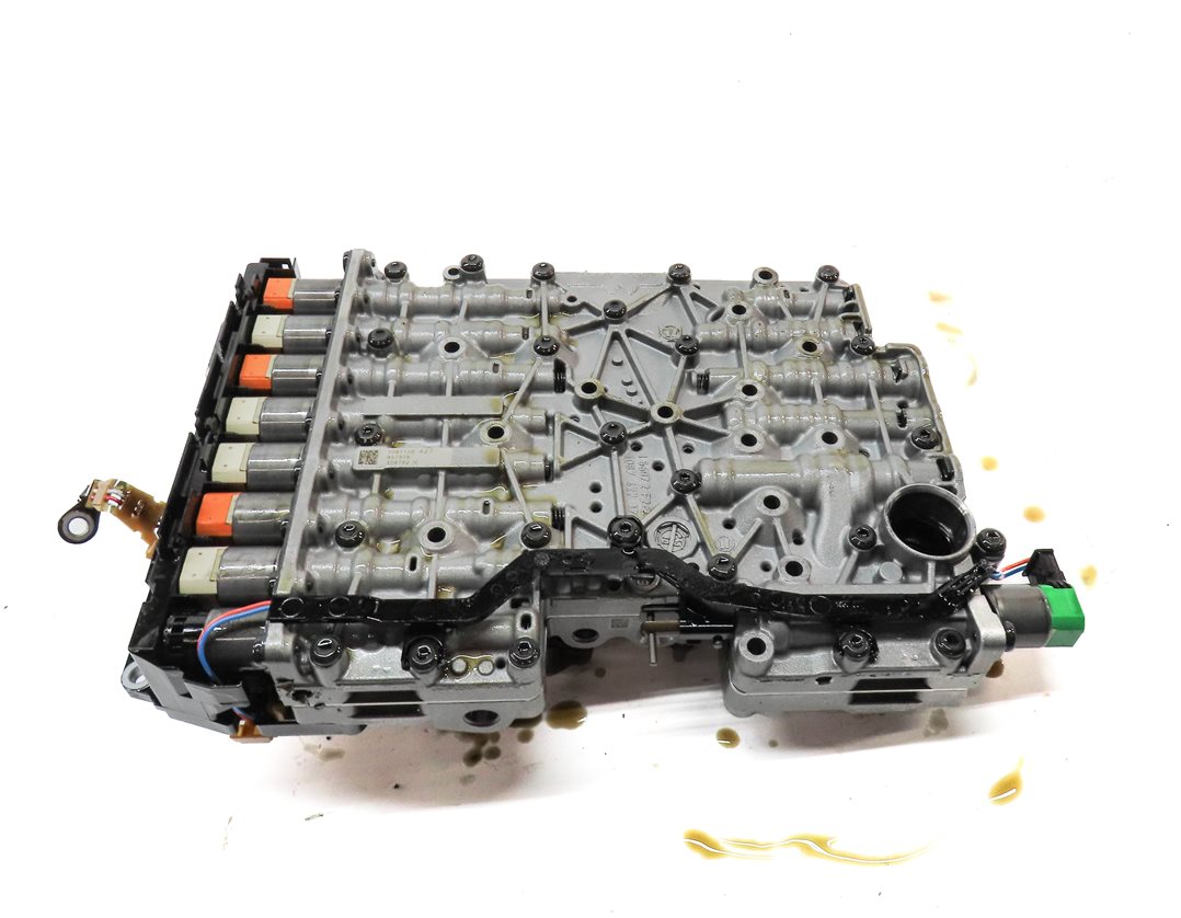Thumbnail 6: 11 BMW 535i 11-12 535iGT AWD XDRIVE 8HP-45 AUTOMATIC TRANSMISSION VALVE BODY