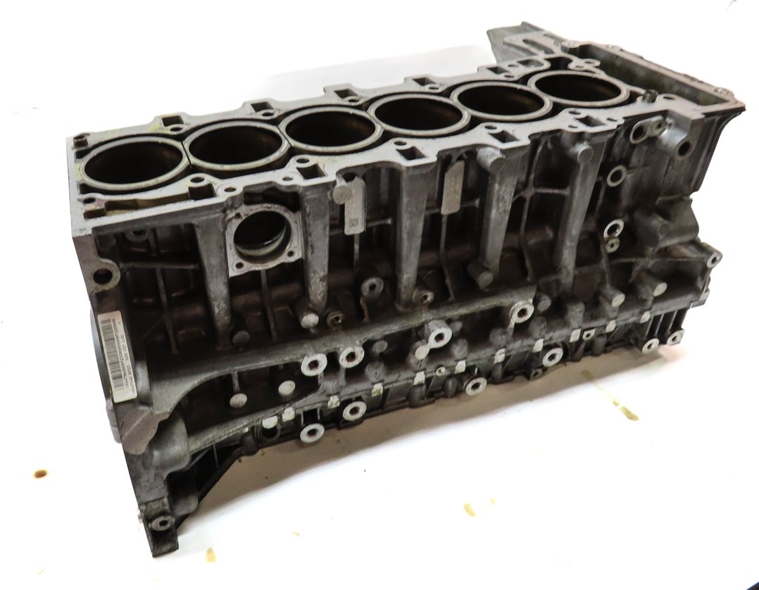 Thumbnail 3: 10-12 BMW 135i 335i 535i X3 X5 (E90 F10 E70 E71) 3.0L N55 ENGINE CYLINDER BLOCK
