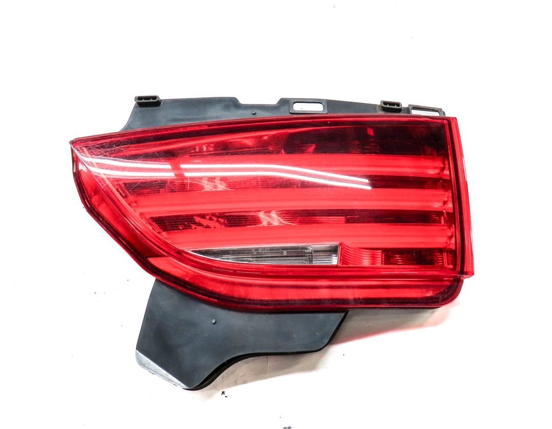 Thumbnail 3: 2010-2013 BMW 535iGT 550iGT (F07) RIGHT PASSENGER TRUNK LID TAILLIGHT LIGHT LAMP