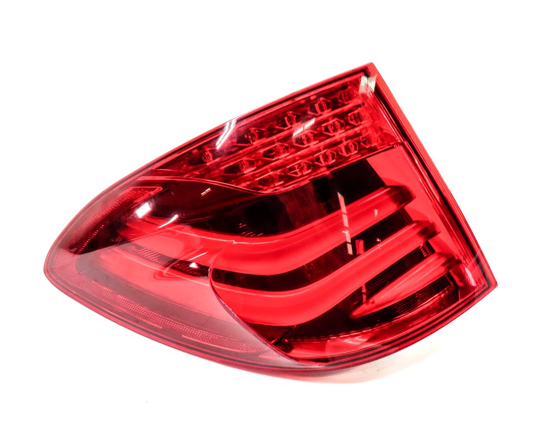 Thumbnail 2: 2010-2013 BMW 535iGT 550iGT (F07) LEFT DRIVER OUTER TAILLIGHT BRAKE LIGHT LAMP
