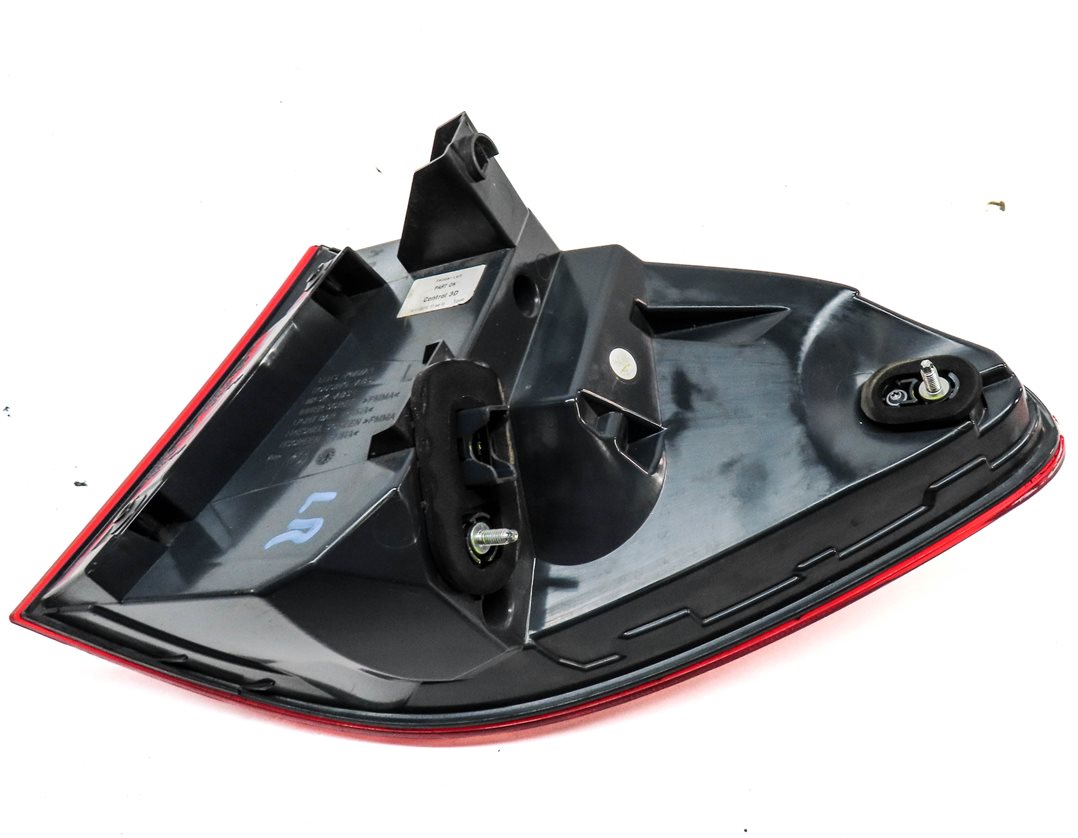 Thumbnail 4: 2010-2013 BMW 535iGT 550iGT (F07) LEFT DRIVER OUTER TAILLIGHT BRAKE LIGHT LAMP