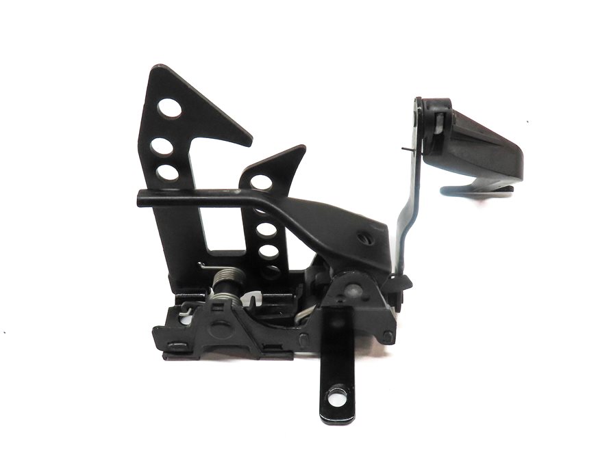 Thumbnail 2: 2013 MERCEDES S550 (W221) HOOD SAFETY CATCH HOOK LATCH & RELEASE LEVER