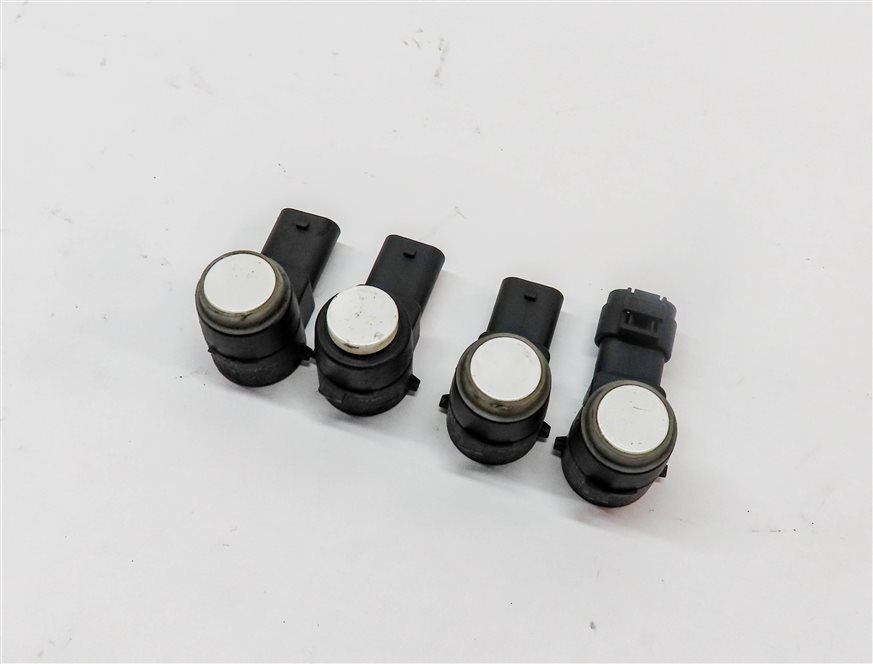 2013 MERCEDES S550 (W221) REAR PARK ASSIST PDC SENSOR SET 4 (White)
