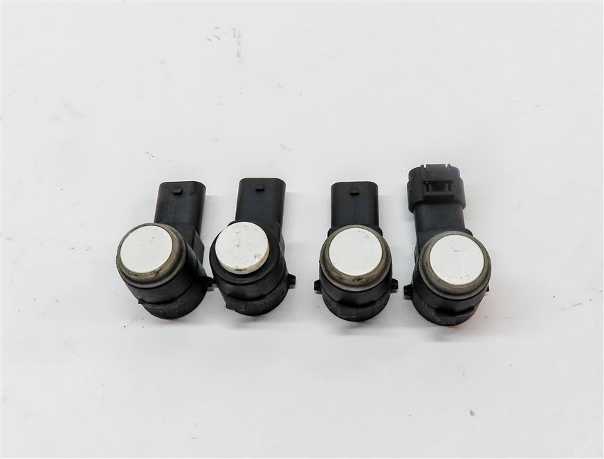 Thumbnail 2: 2013 MERCEDES S550 (W221) REAR PARK ASSIST PDC SENSOR SET 4 (White)