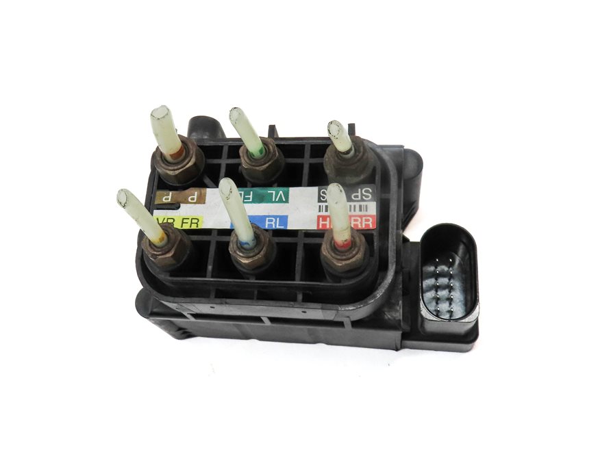 Thumbnail 4: 2013 MERCEDES S550 (W221) AIR SUSPENSION TRANSFER RELIEF VALVE BLOCK