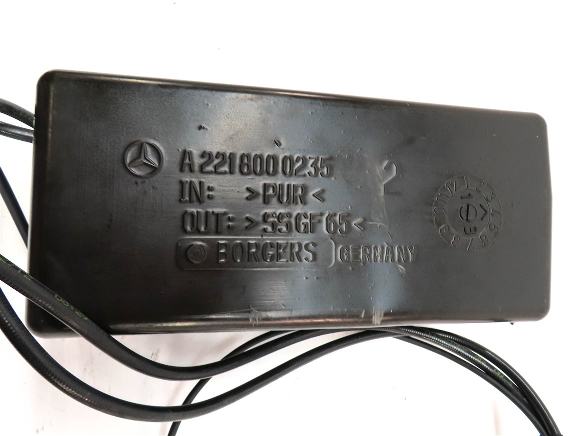 Thumbnail 4: 2013 MERCEDES S550 (W221) HYDRAULIC TRUNK LID ASSIST SYSTEM PUMP & RAM w/ LINES