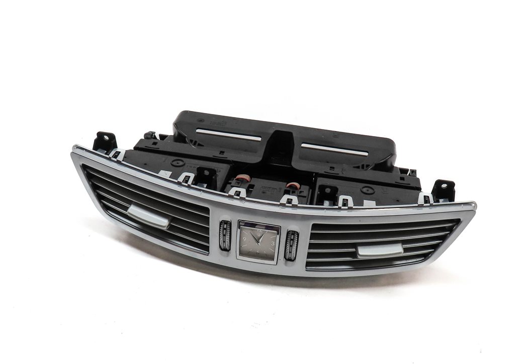 2013 MERCEDES S550 (W221) FRONT CENTER DASH AC HEATER AIR VENT w/ CLOCK