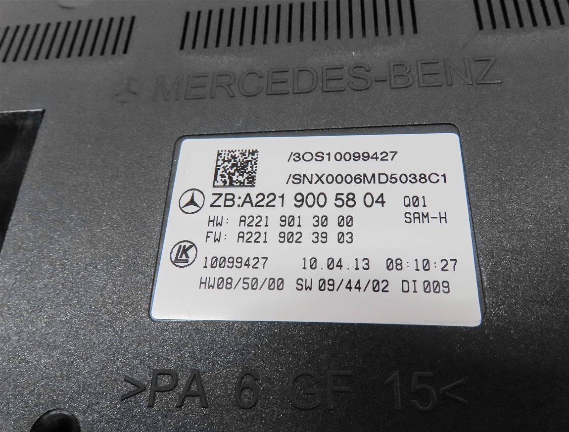 Thumbnail 5: 2013 MERCEDES S550 (W221) REAR SIGNAL ACQUISITION MODULE SAM
