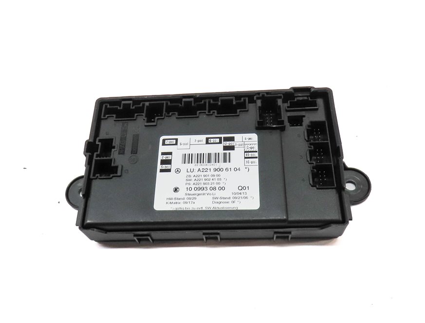 Thumbnail 2: 10-13 MERCEDES S-CLASS (W221) FRONT LEFT DRIVER DOOR CONTROL MODULE