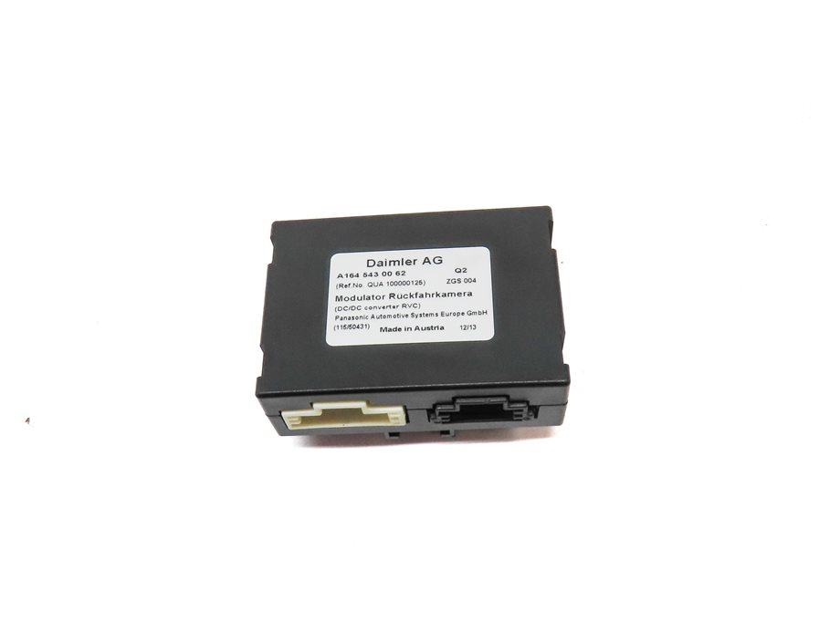 Thumbnail 2: 2013 MERCEDES S550 (W221) REARVIEW REAR VIEW CAMERA CONTROL MODULE