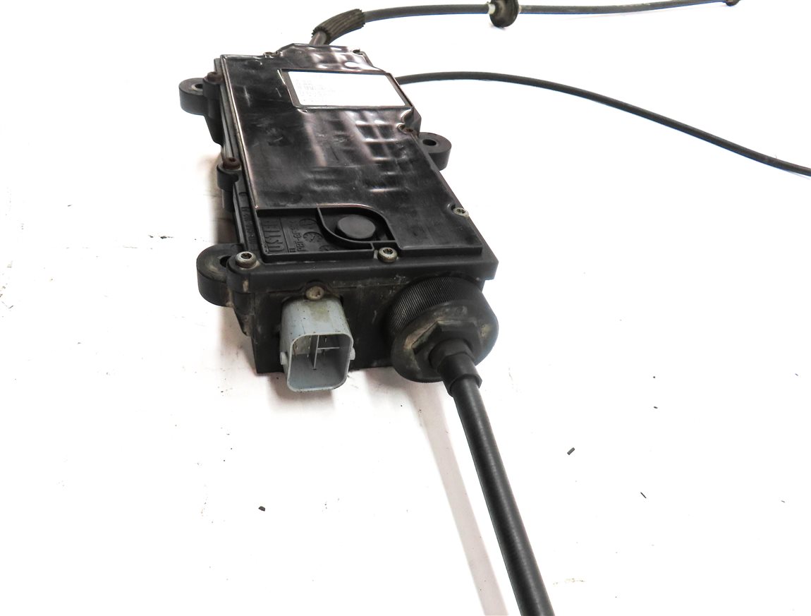 Thumbnail 4: 2013 MERCEDES S550 (W221) EMERGENCY HILL PARKING E-BRAKE ACTUATOR w/ CABLES