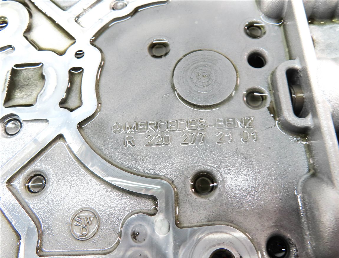 Thumbnail 7: 12-13 MERCEDES CL E S CLS W221 AWD AUTO 7 SPEED TRANSMISSION VALVE BODY BLOCK