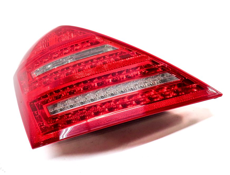 Thumbnail 4: 2010-2013 MERCEDES S-CLASS (W221) LEFT DRIVER REAR TAILLIGHT BRAKE LIGHT LAMP
