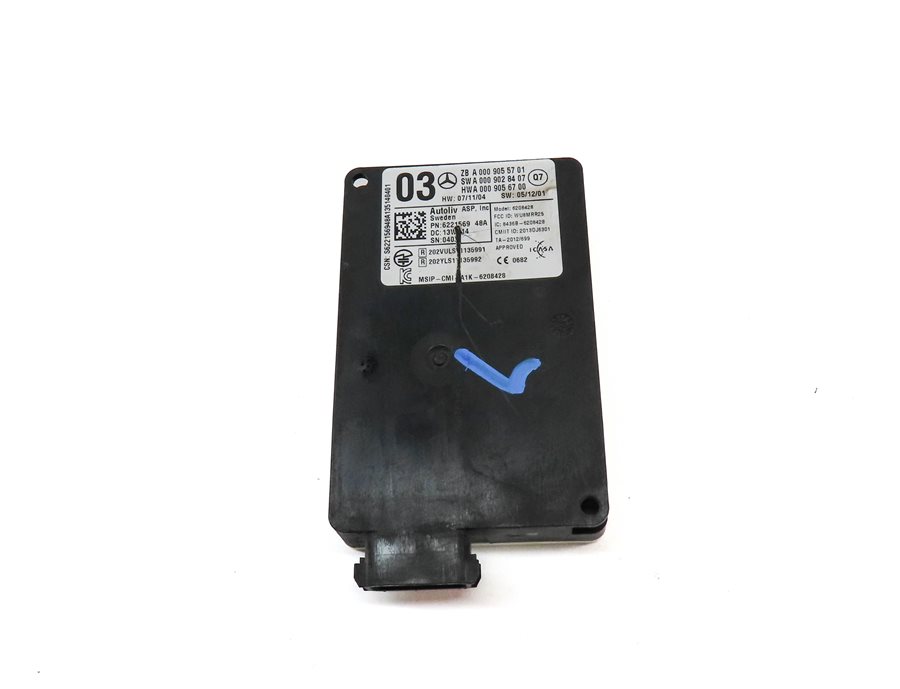 Thumbnail 2: 2014 MERCEDES GL350 GL450 GL550 GL63 CLS550 (C218 X166) BLIND SPOT RADAR MODULE