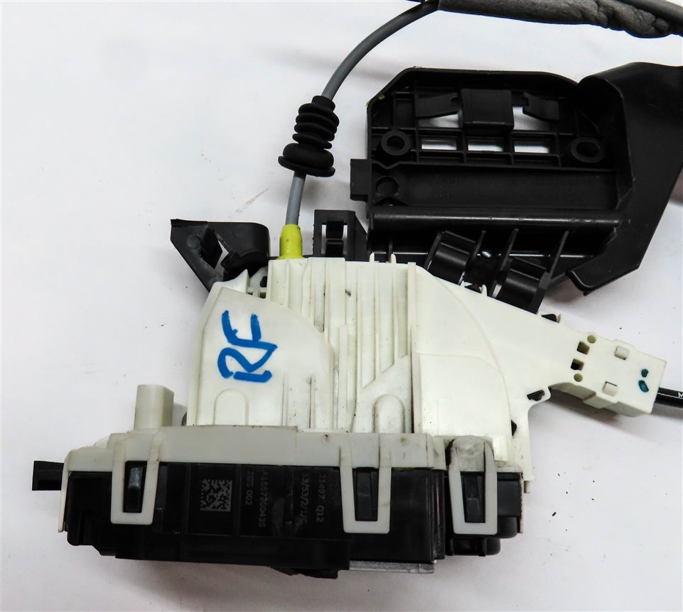 Thumbnail 6: 12-14 MERCEDES GL350 GL450 GL550 ML350 ML550 (W166 X166) RIGHT FRONT DOOR LATCH