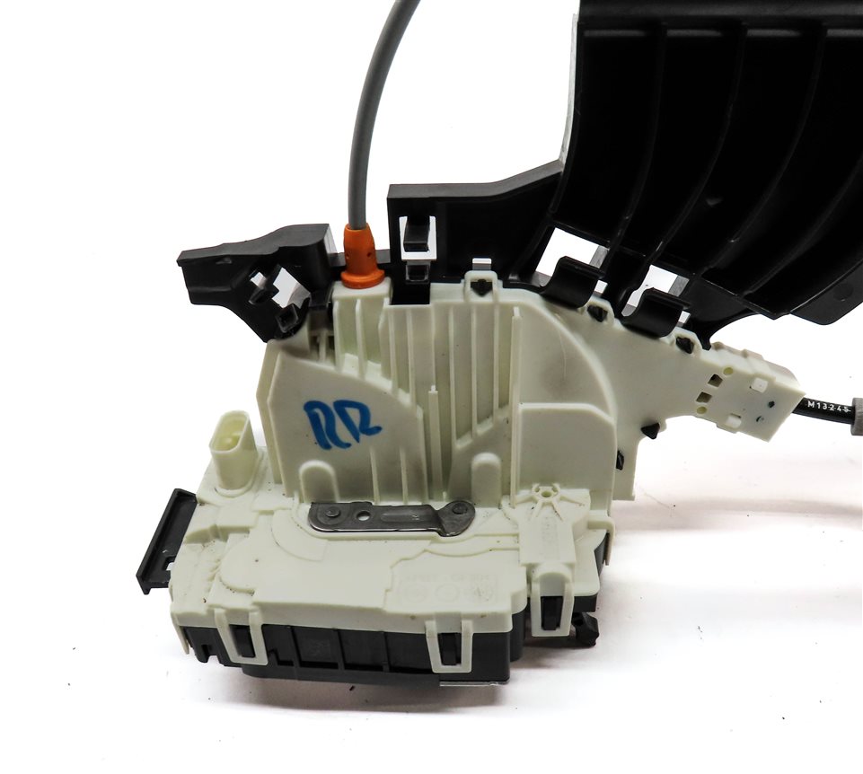 Thumbnail 6: 11-19 MERCEDES E350 GL350 GL450 GL550 CLK250 GLK350 ML350 RIGHT REAR DOOR LATCH