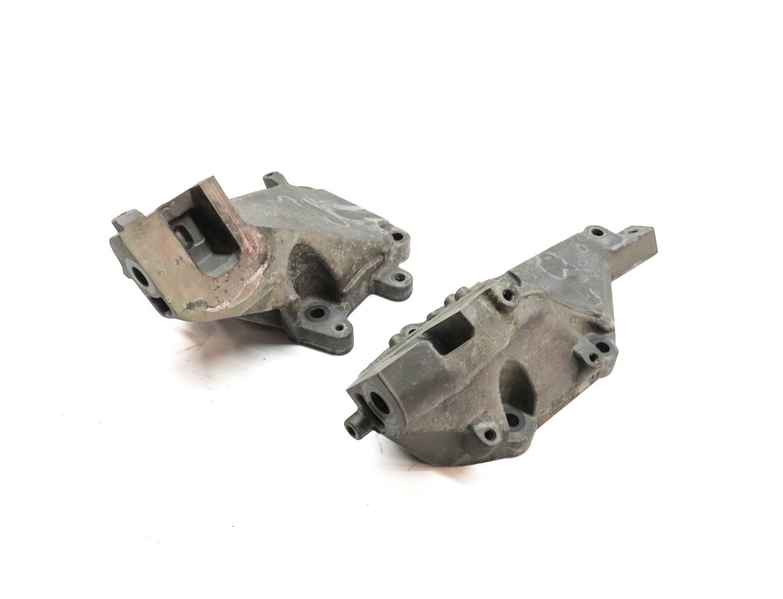 2014 MERCEDES GL450 (X166) 4.6L ENGINE MOTOR MOUNT BRACKET SET/2