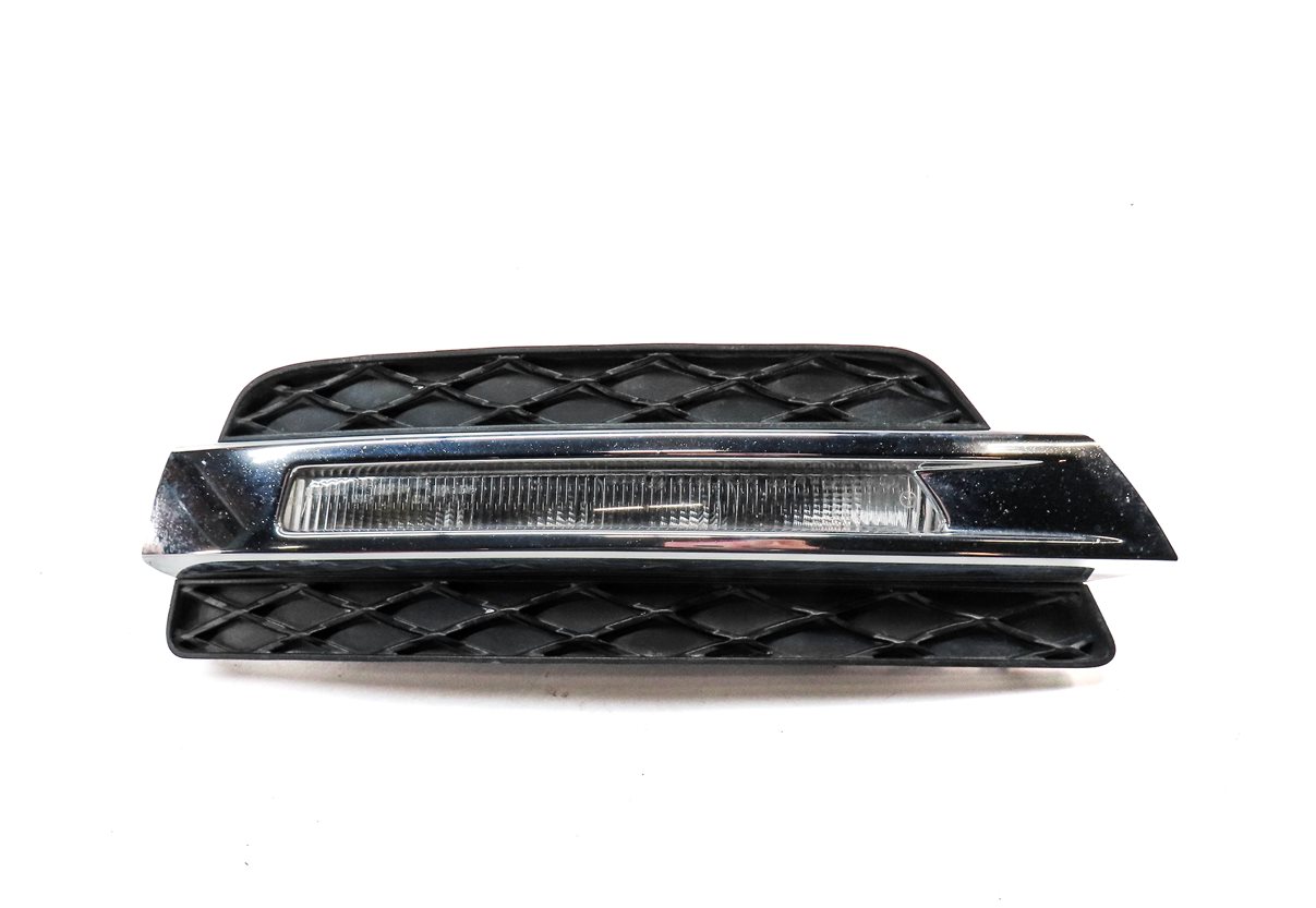 Thumbnail 4: 2013-2016 MERCEDES GL350 GL450 (X166) LEFT FRONT DRIVER DRL FOGLIGHT LAMP