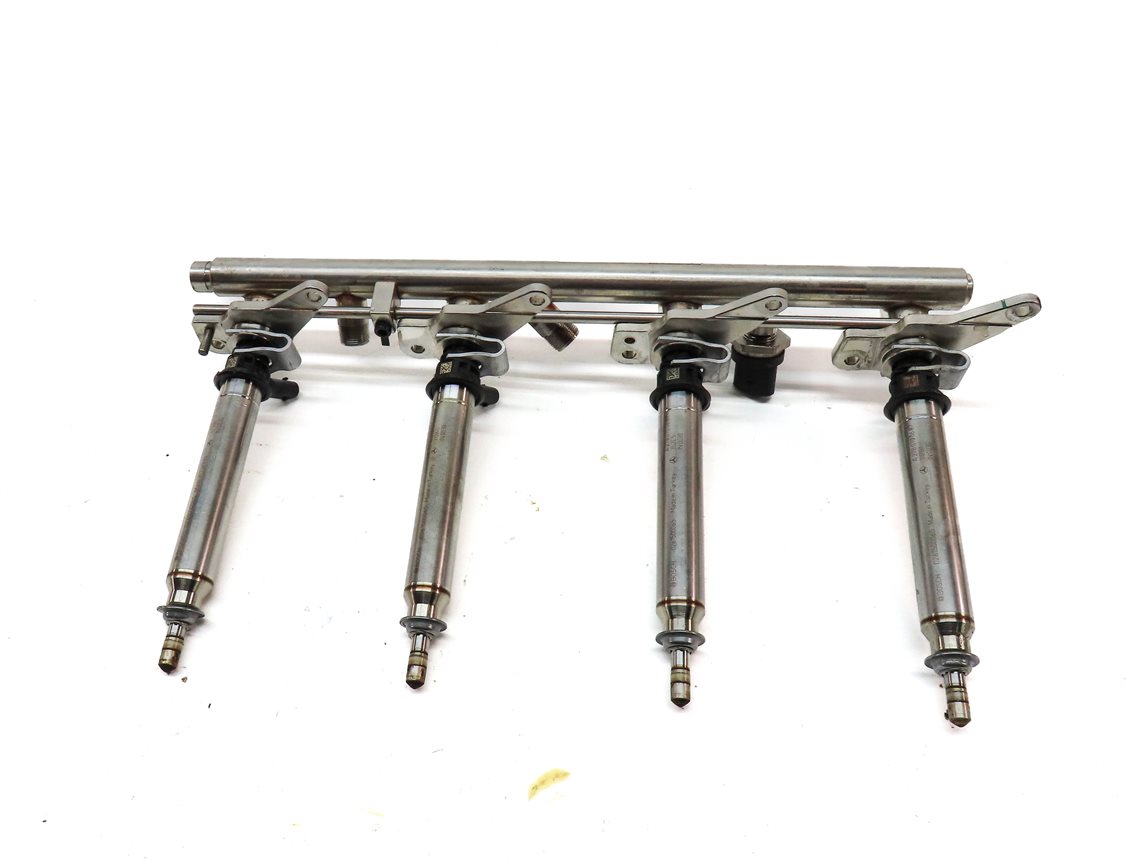 Thumbnail 11: 2014 MERCEDES GL450 (X166) 4.6L ENGINE FUEL INJECTOR SET/8  w/ FUEL RAILS