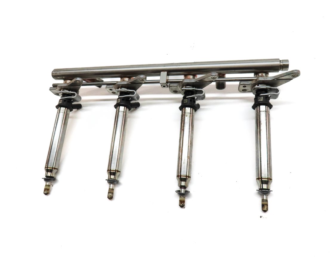 Thumbnail 6: 2014 MERCEDES GL450 (X166) 4.6L ENGINE FUEL INJECTOR SET/8  w/ FUEL RAILS