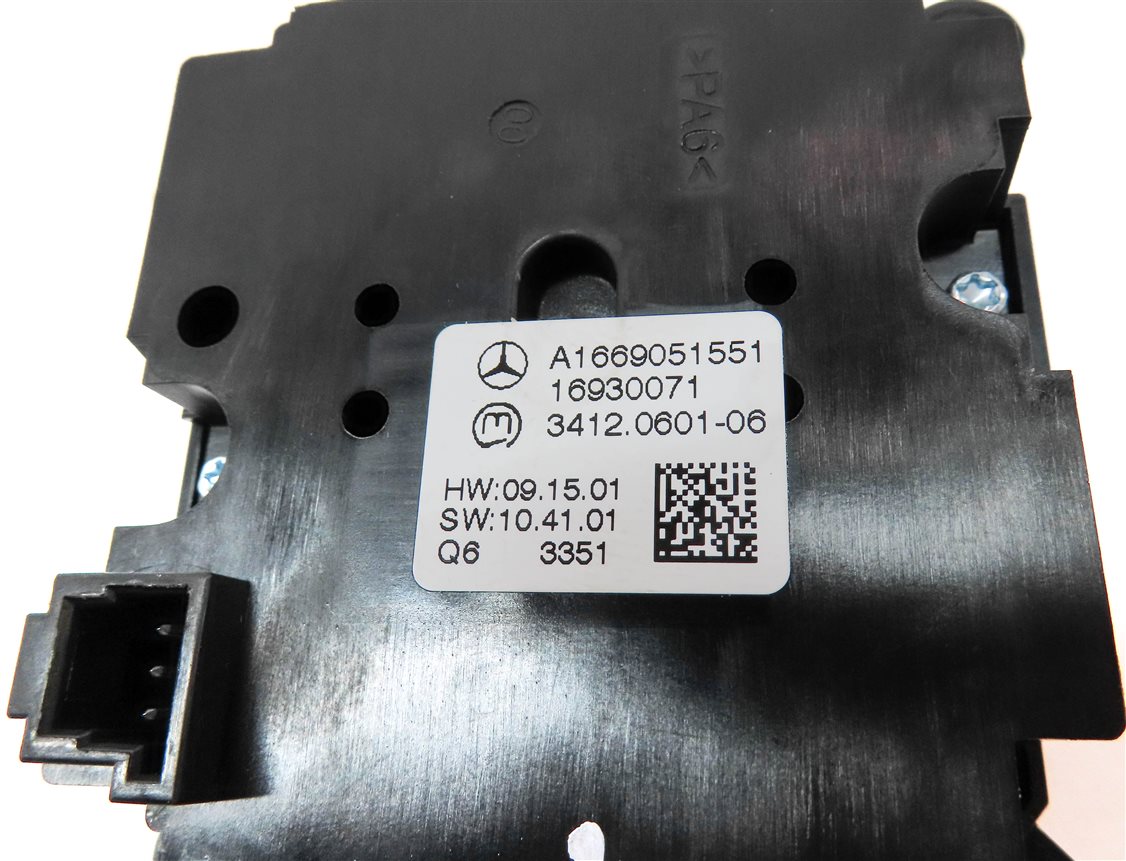 Thumbnail 6: 2014 MERCEDES GL450 (X166) SUSPENSION HEIGHT LEVEL HILL DESCENT SWITCH PANEL