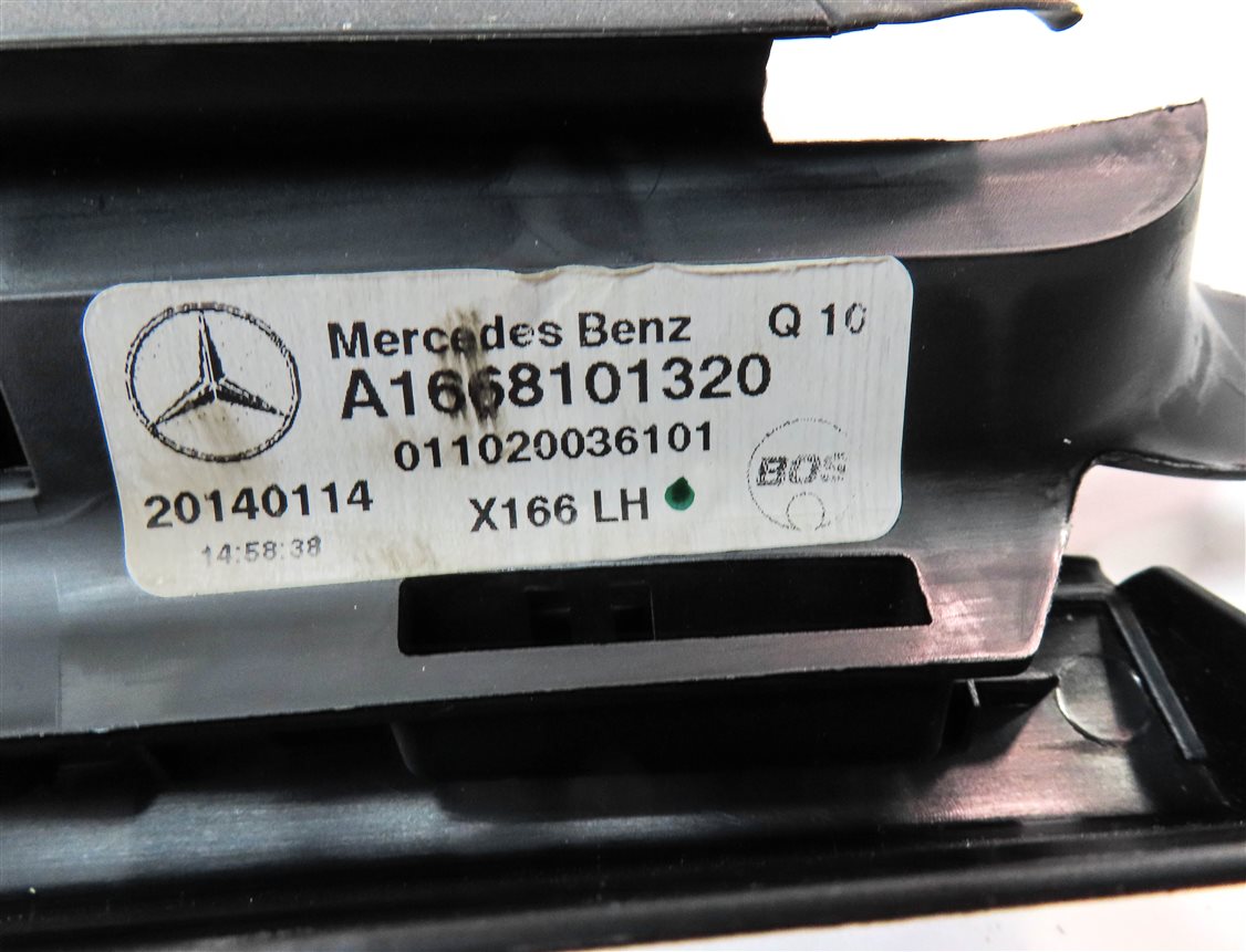 Thumbnail 7: 2013-2019 MERCEDES GL GLS (X166) REAR LEFT DOOR WINDOW SUN SHADE BLIND VISOR