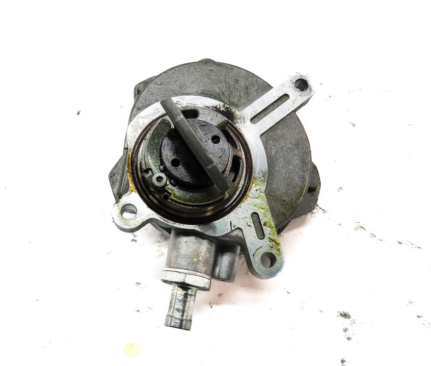 Thumbnail 2: 03-10 X5 550i 650i 645i 750i 760i E60 E63 E65 E66 E53 E70 V8 BRAKE VACUUM PUMP