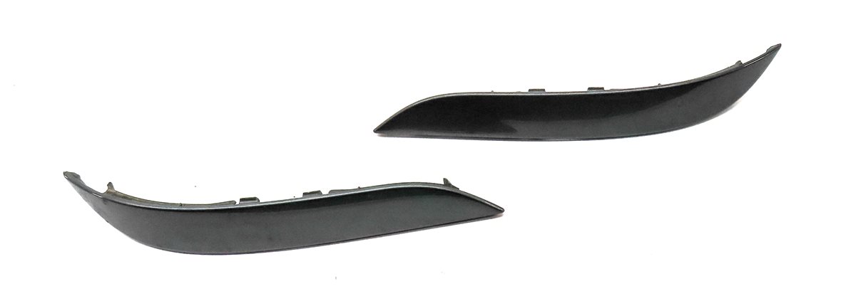 Thumbnail 2: 07 BMW 550I SEDAN (E60) REAR LEFT & RIGHT LOWER BUMPER MOULDING SET/2 (Gray)
