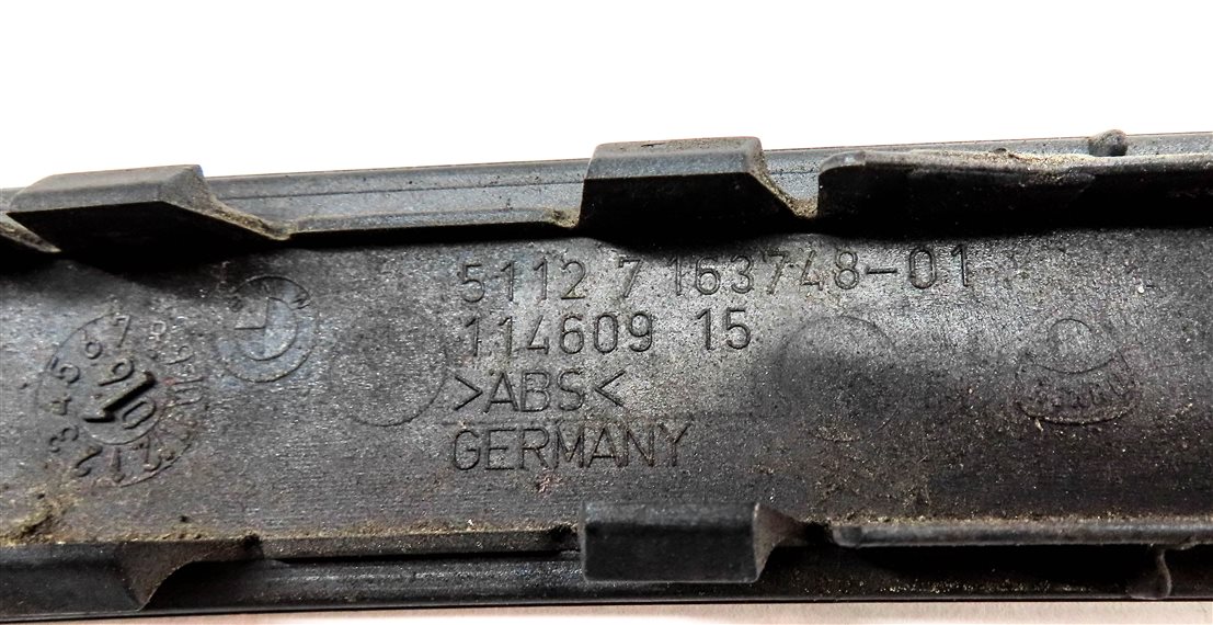 Thumbnail 9: 07 BMW 550I SEDAN (E60) REAR LEFT & RIGHT LOWER BUMPER MOULDING SET/2 (Gray)