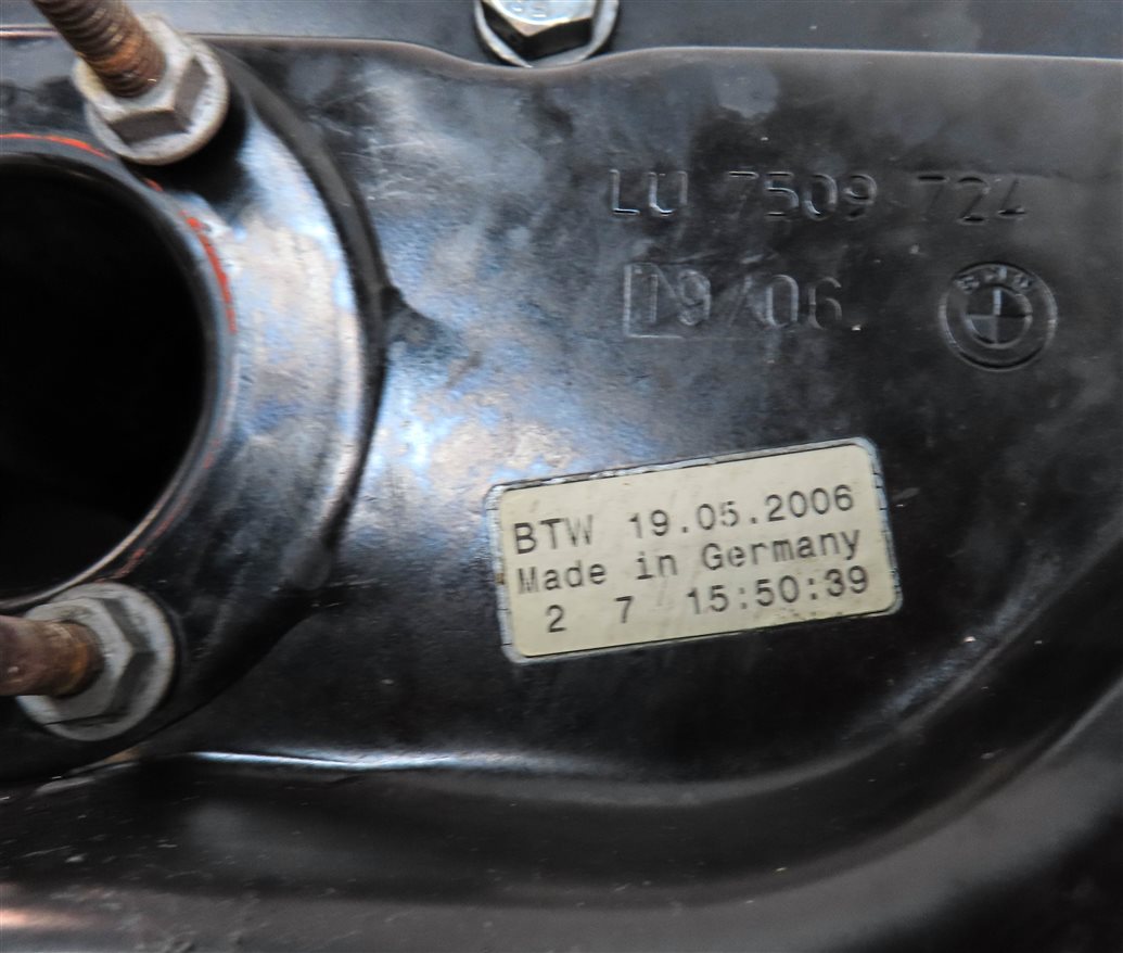 Thumbnail 10: 2007 BMW 550I (E60) 4.8L (N62) UPPER & LOWER ENGINE MOTOR OIL FLUID PAN