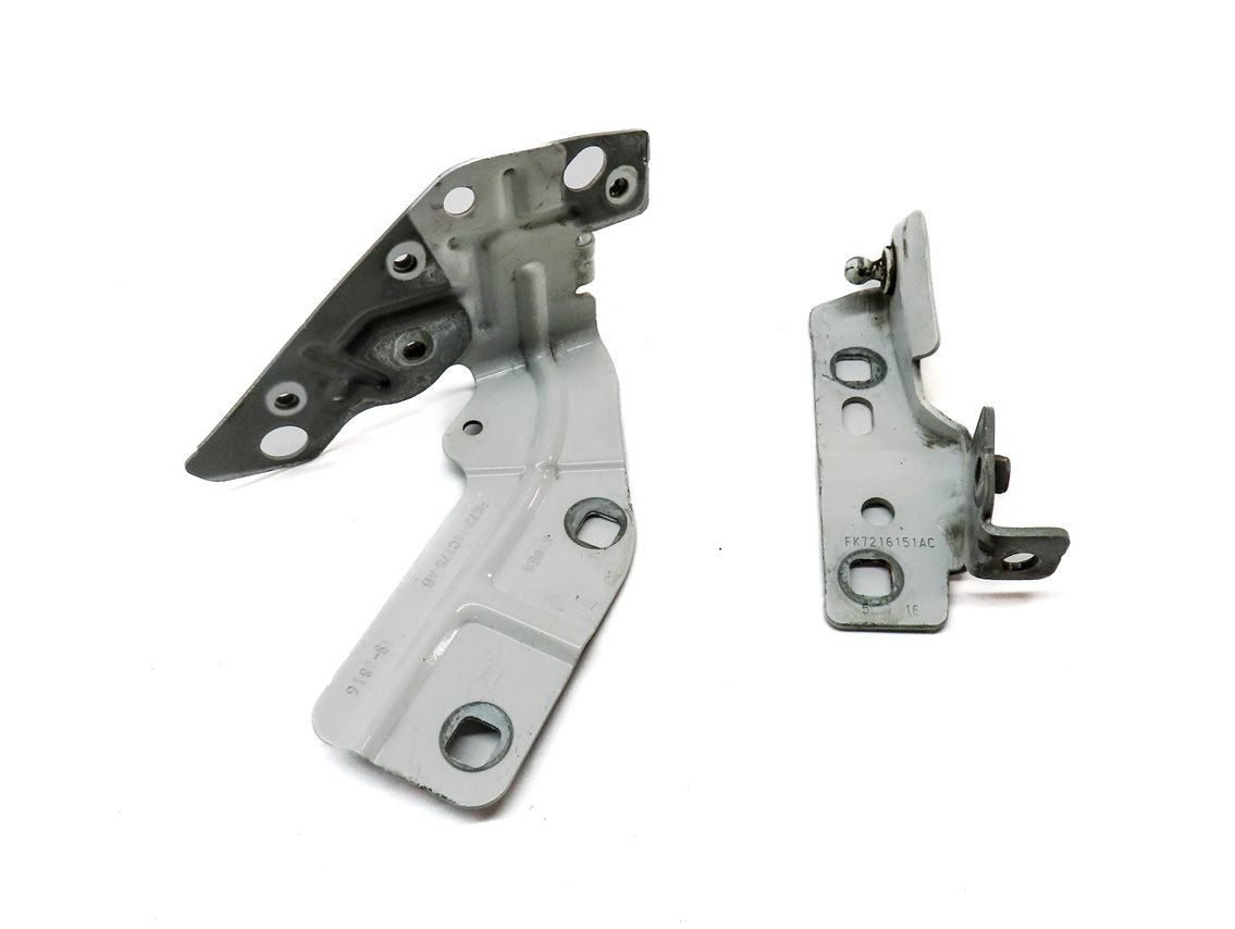 Thumbnail 2: 2017 LAND ROVER DISCOVERY SPORT L550 FRONT LEFT DRIVER FENDER MOUNT BRACKET SET2