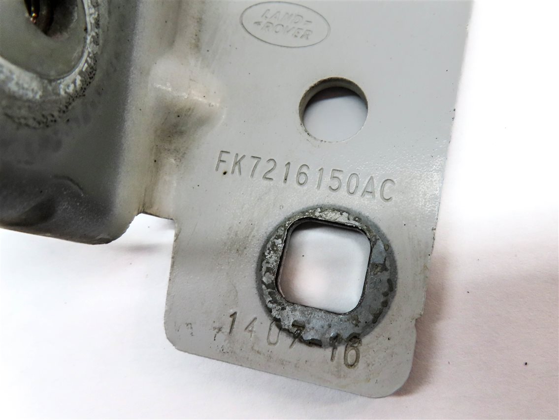 Thumbnail 5: 2017 LAND ROVER DISCOVERY SPORT (L550) FRONT RIGHT FENDER MOUNT BRACKET SET 2