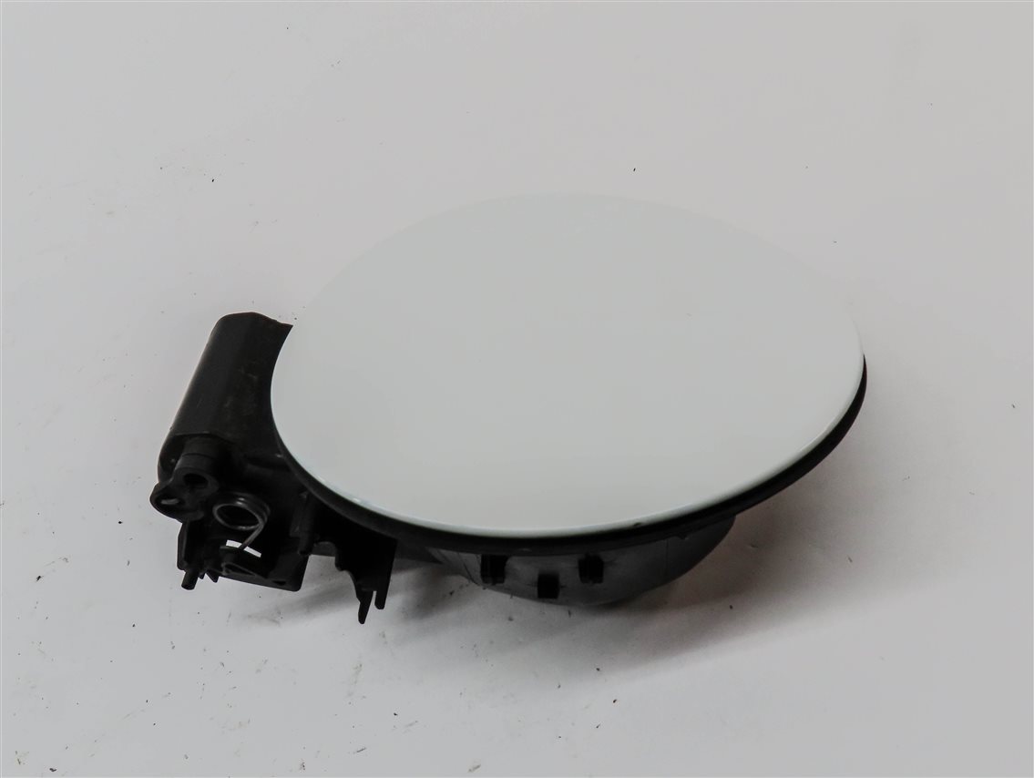 Thumbnail 4: 15-19 LAND ROVER DISCOVER SPORT (L550) FUEL TANK DOOR LID & HOUSING (White)