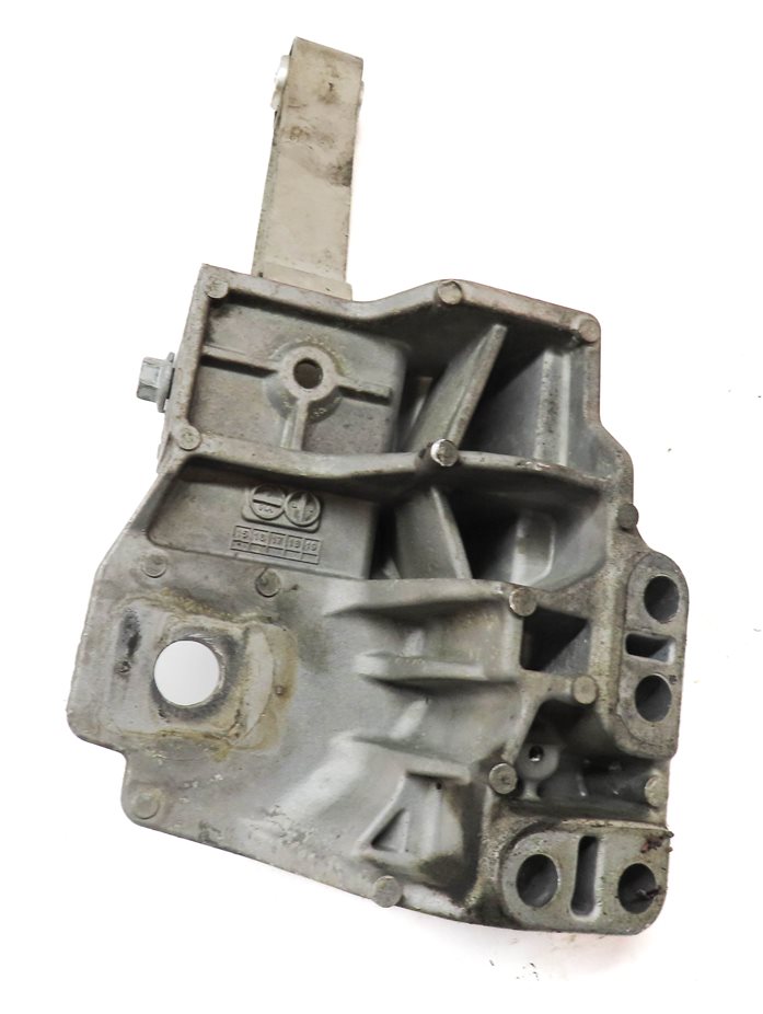 Thumbnail 6: 2017 LAND ROVER DISCOVERY SPORT (L550) 2.0L ENGINE UPPER MOTOR MOUNT