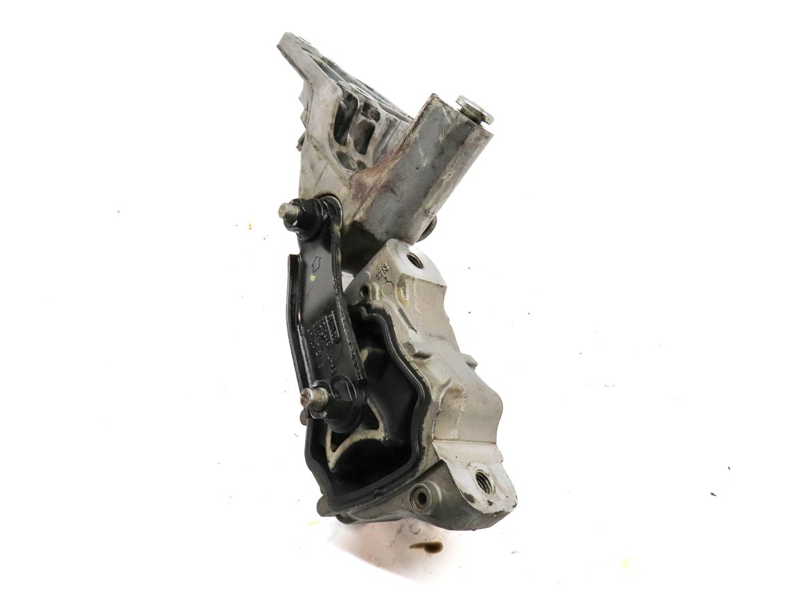Thumbnail 6: 2017 LAND ROVER DISCOVERY SPORT (L550) 2.0L ENGINE RIGHT MOTOR MOUNT BRACKET