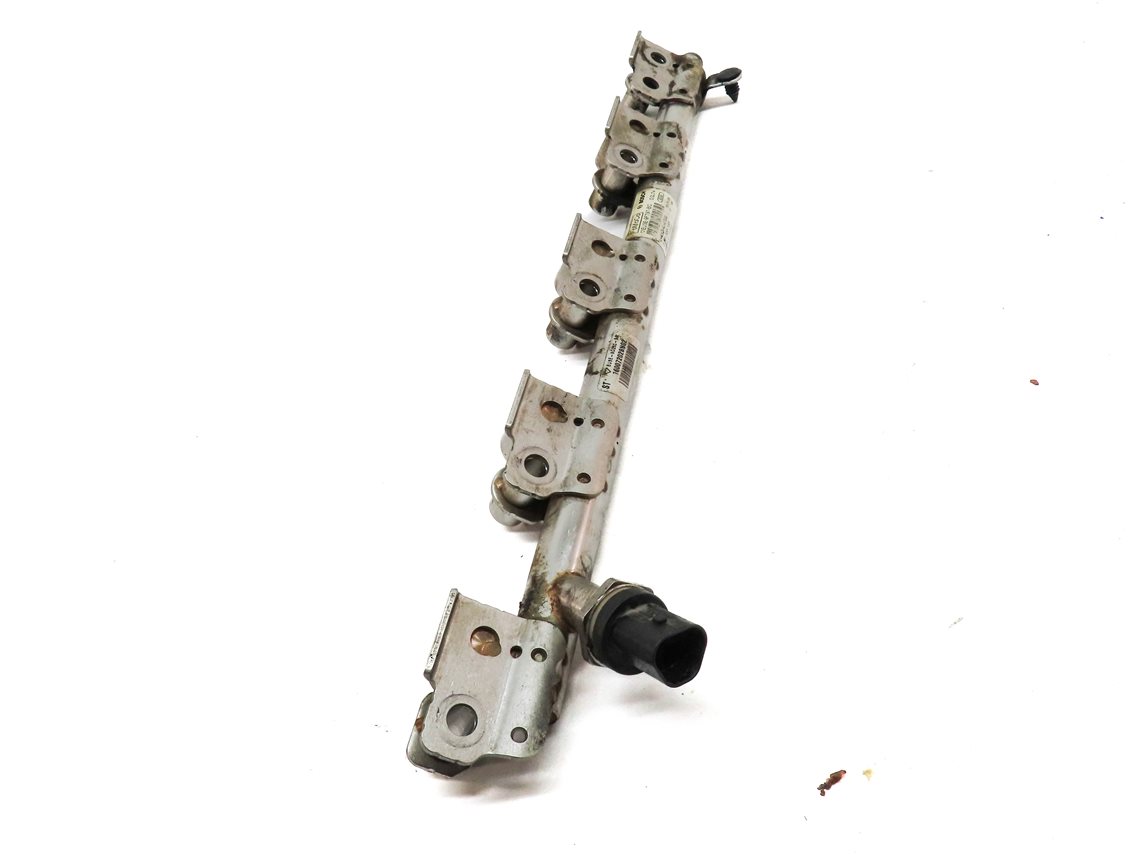 Thumbnail 4: 2017 LAND ROVER DISCOVERY SPORT (L550) 2.0L ENGINE FUEL RAIL