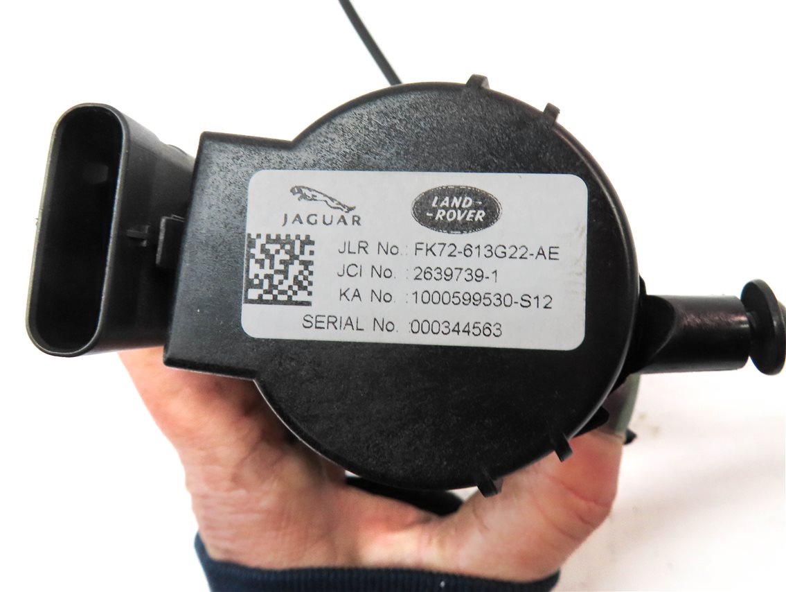 Thumbnail 6: 2017 LAND ROVER DISCOVERY SPORT (L550) REAR RIGHT 2ND ROW SEAT ADJUST MOTOR