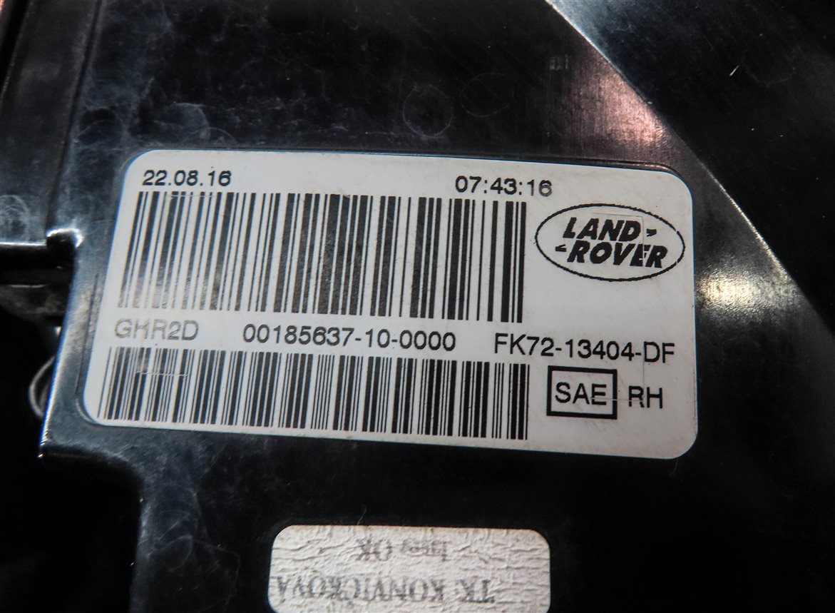 Thumbnail 6: 15-19 LAND ROVER DISCOVERY SPORT (L550) RIGHT REAR TAILLIGHT BRAKE LIGHT LAMP
