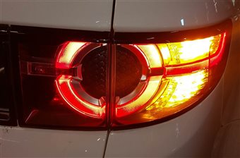 Thumbnail 2: 15-19 LAND ROVER DISCOVERY SPORT (L550) RIGHT REAR INNER TAILLIGHT LIGHT LAMP