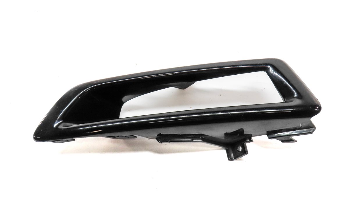 Thumbnail 2: 2017 LAND ROVER DISCOVERY SPORT (L550) FRONT RIGHT FOGLIGHT FOG LIGHT TRIM PANEL