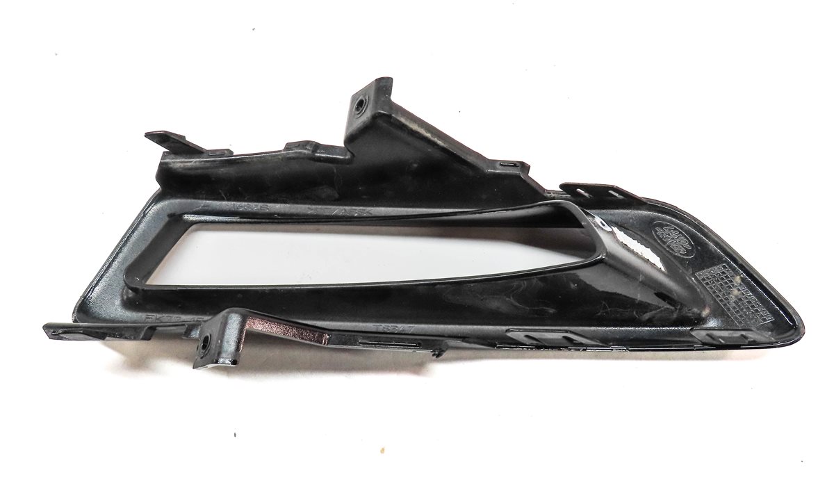 Thumbnail 5: 2017 LAND ROVER DISCOVERY SPORT (L550) FRONT RIGHT FOGLIGHT FOG LIGHT TRIM PANEL