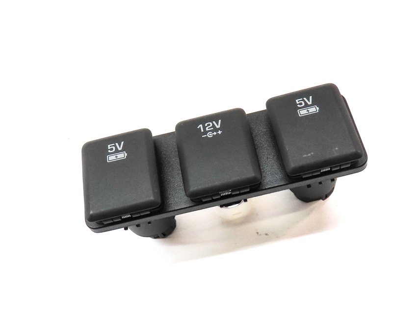 Thumbnail 3: 2017 LAND ROVER DISCOVERY SPORT (L550) 5V 12V VOLT POWER SOCKET CHARGE PANEL
