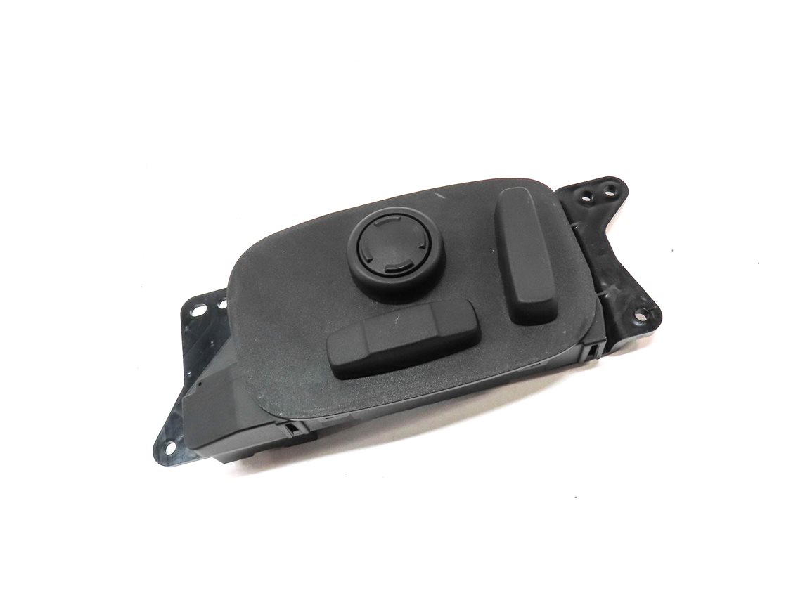 Thumbnail 3: 2017 LAND ROVER DISCOVERY SPORT (L550) FRONT LEFT SEAT MEMORY SWITCH BUTTON