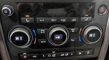 Thumbnail 2: 17-19 DISCOVERY SPORT (L550) FRONT HEATER A/C DUAL TEMPERATURE CLIMATE CONTROL
