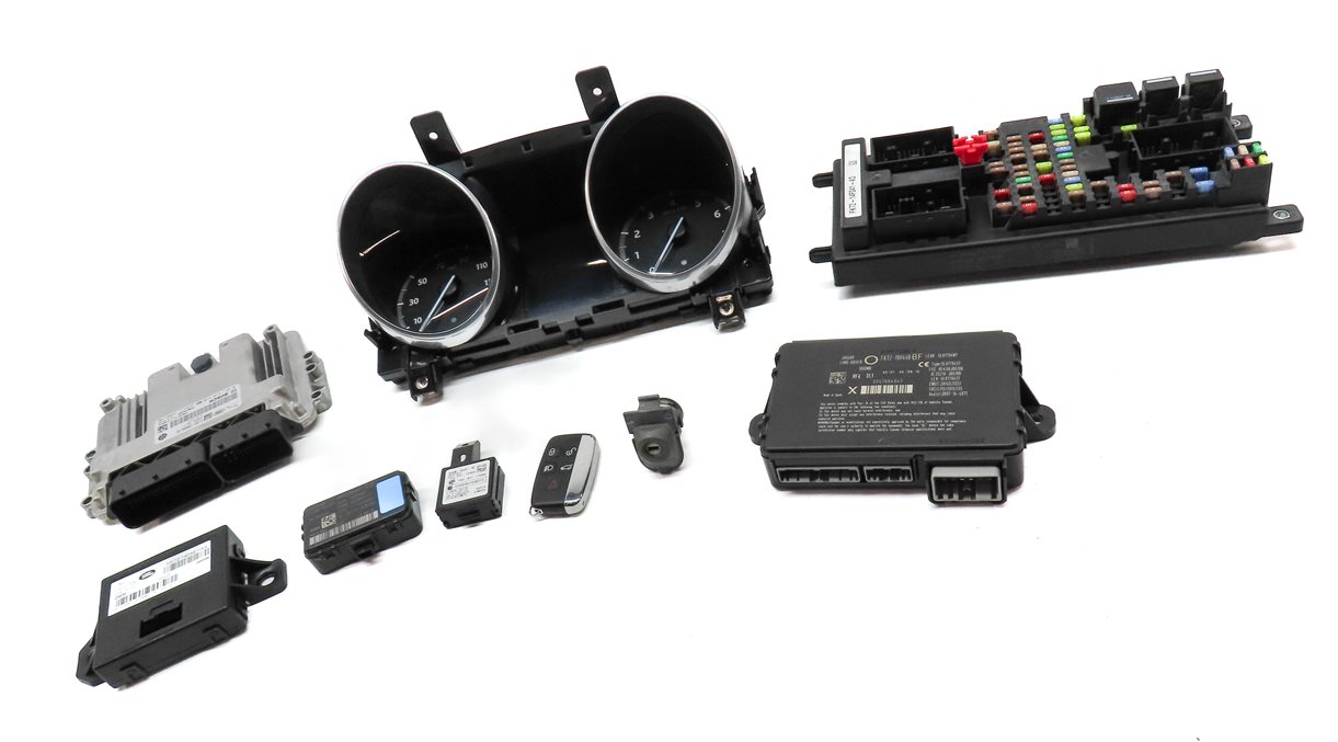 Thumbnail 3: 2017 LAND ROVER DISCOVERY SPORT (L550) 2.0L TURBO ENGINE ECM BCM MODULE KEY SET