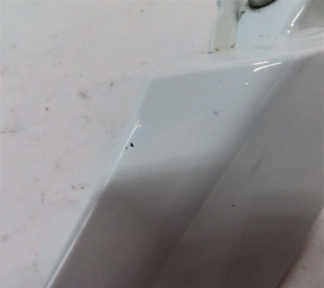 Thumbnail 6: 2017 LAND ROVER DISCOVERY SPORT (L550) FRONT RIGHT PASSENGER FENDER TRIM (White)